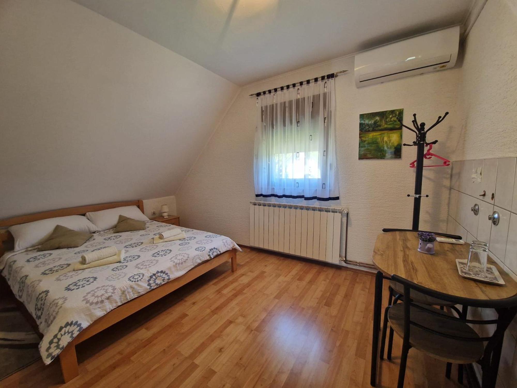 Отель House Luketic Растовача Экстерьер фото